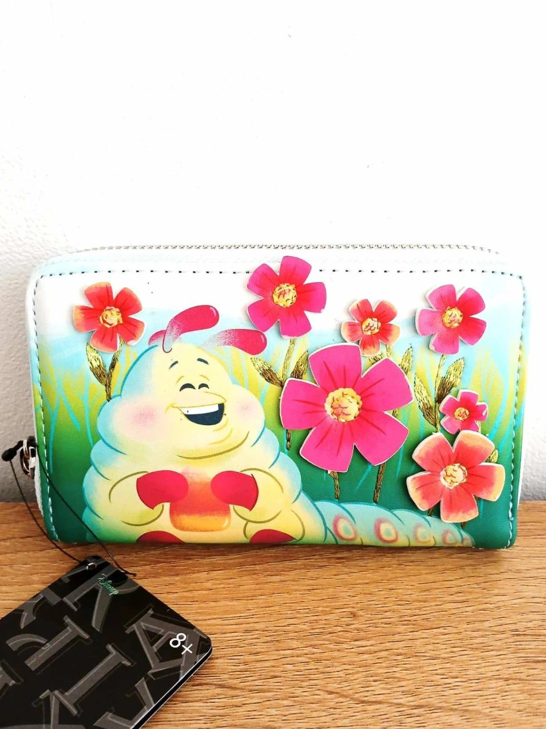 Disney/Pixar Loungefly Portefeuille 1001 Pattes Earth Day